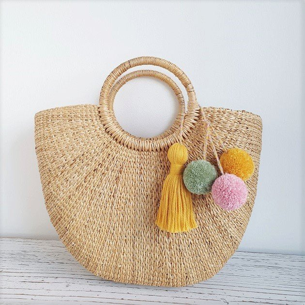 Cressia Straw Bag With Trio Pom Poms Tassel (Summer) – The Happy Beach